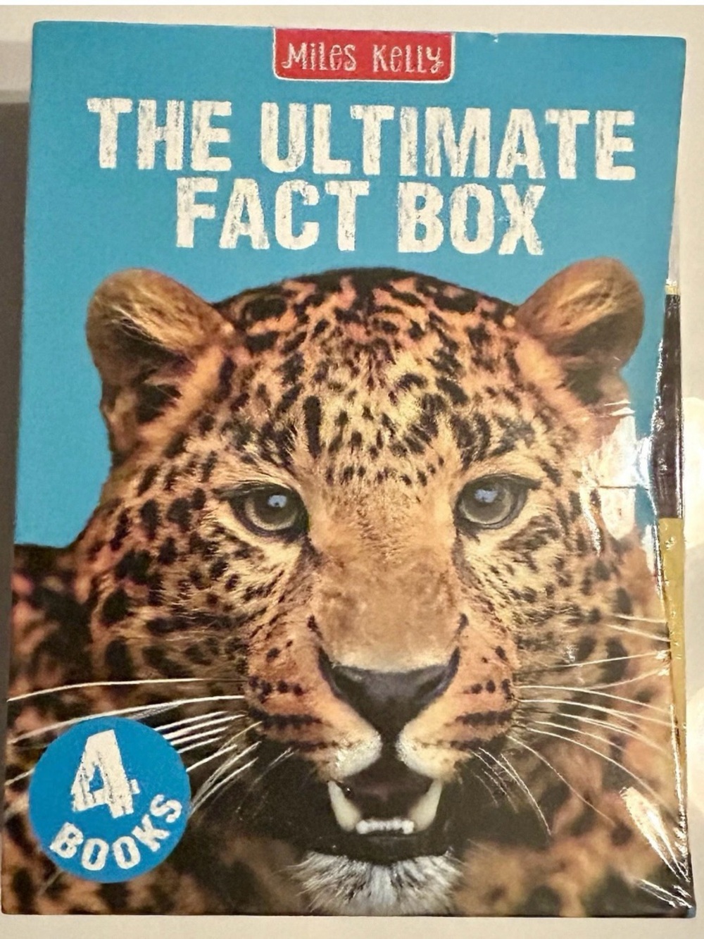Miles Kelly "The Ultimate Fact Box" - Educational Animal Fact Four Pc Book Set